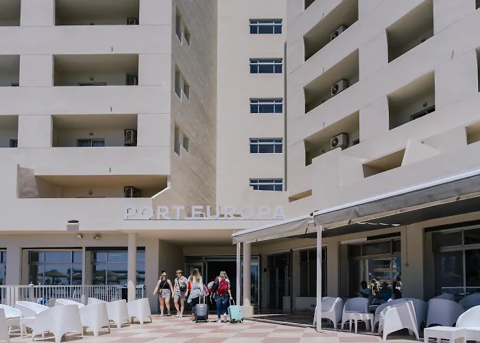 Port Europa Hotell 3*