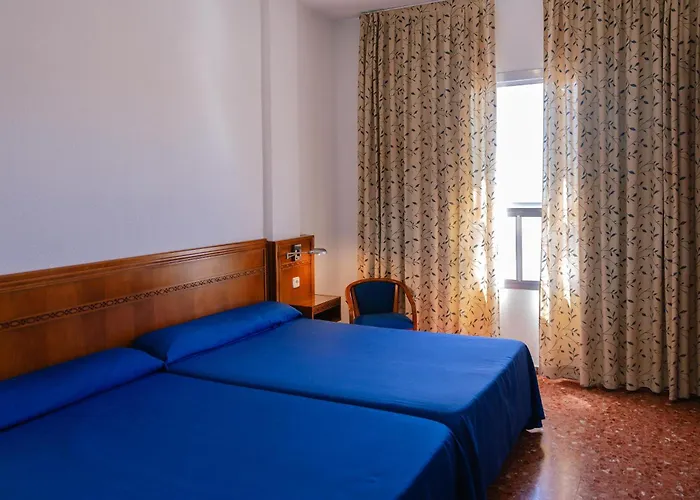 Port Europa Hotell 3*