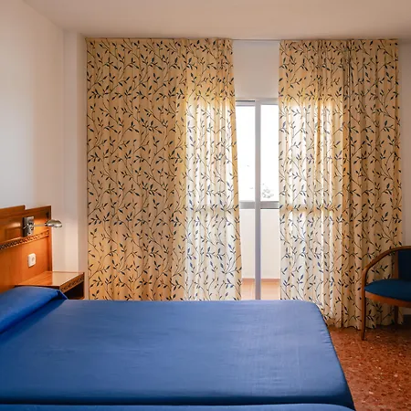 Port Europa Готель 3*